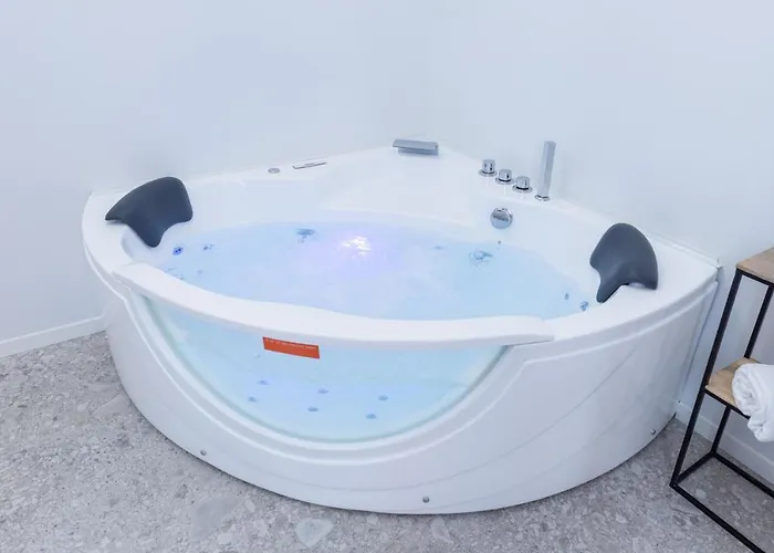 White And ホテル *