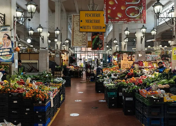 White And * ローマ