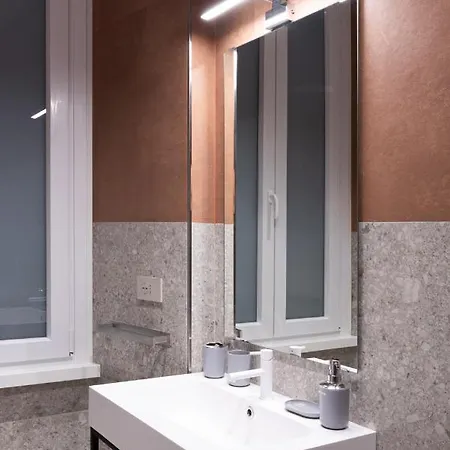 Отель White And